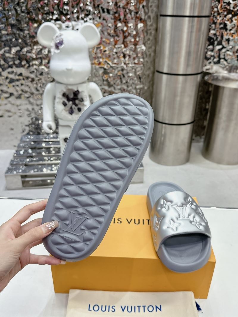 Louis Vuitton Slippers